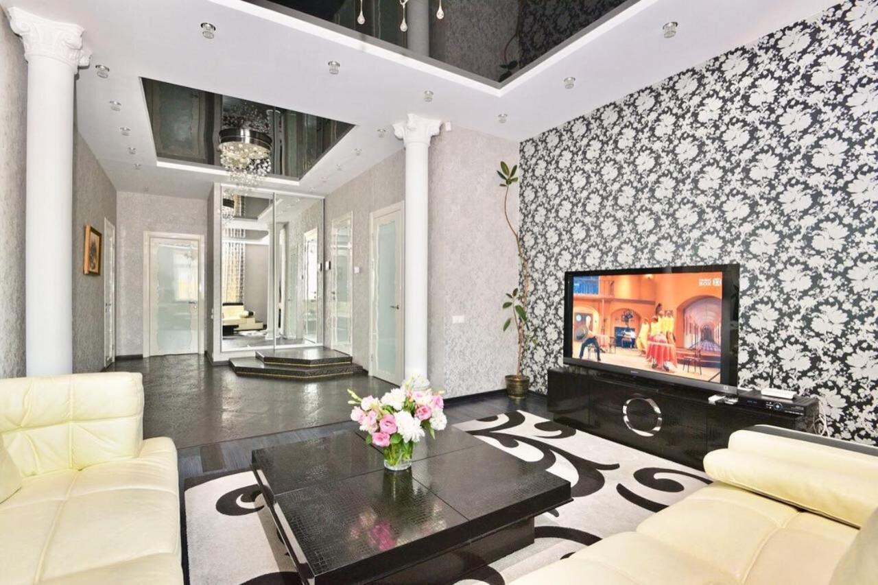 Premium Rent in Kiev Centre - Kiev Apartment Exterior foto